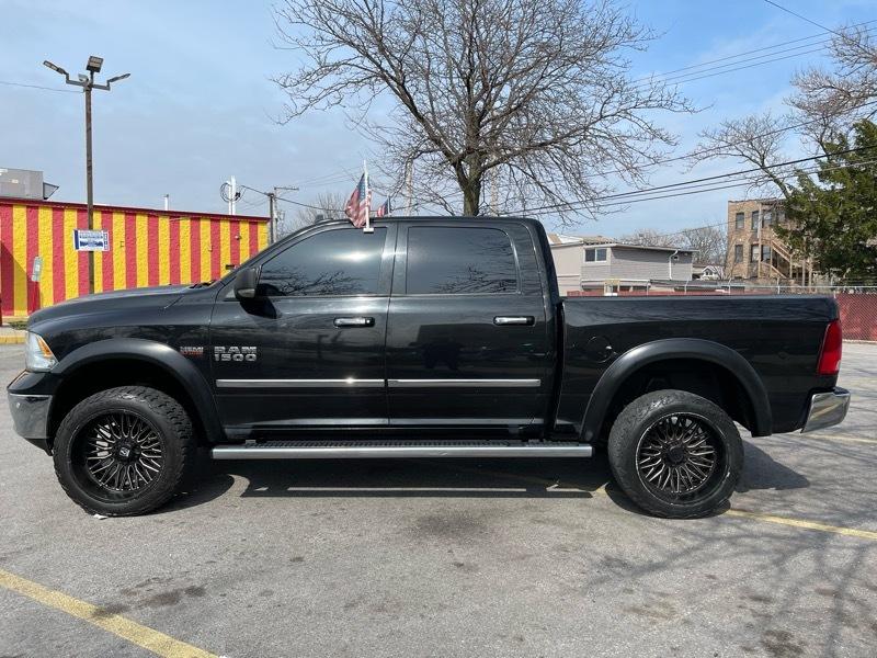RAM 1500 SLT Crew Cab SWB 4WD 2017