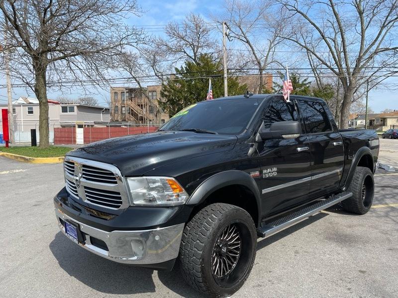 RAM 1500 SLT Crew Cab SWB 4WD 2017