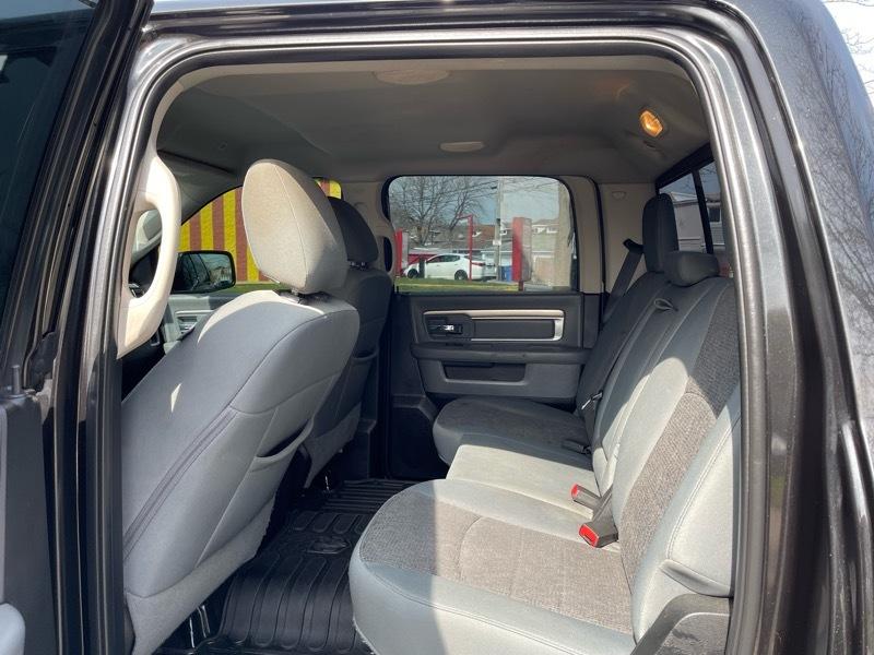 RAM 1500 SLT Crew Cab SWB 4WD 2017