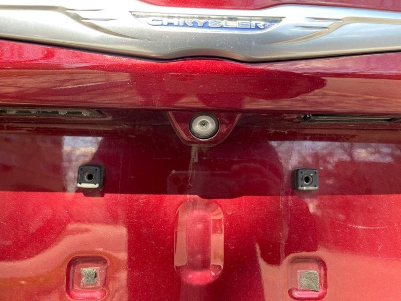 Chrysler Pacifica Limited 2017