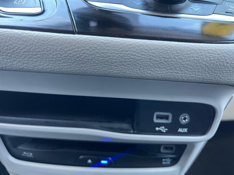 Chrysler Pacifica Limited 2017