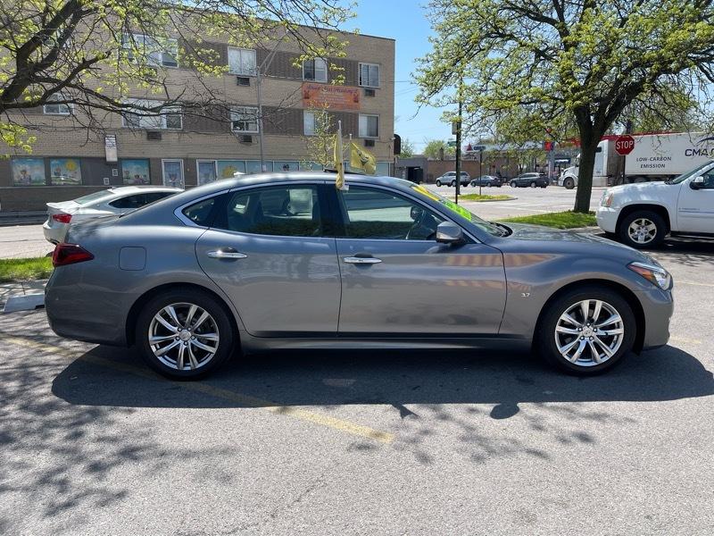 Infiniti Q70 3.7 2017