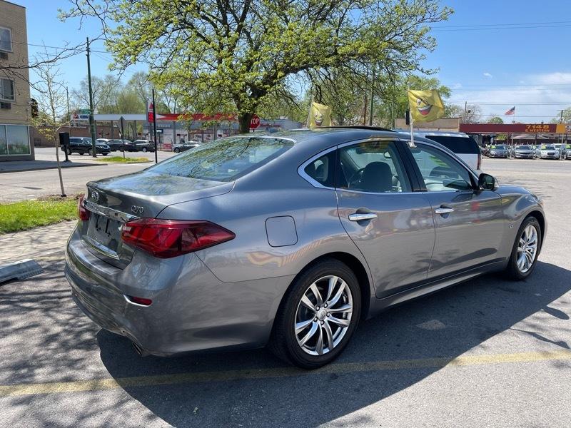 Infiniti Q70 3.7 2017