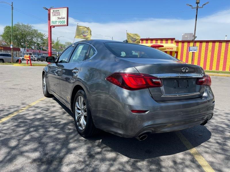 Infiniti Q70 3.7 2017
