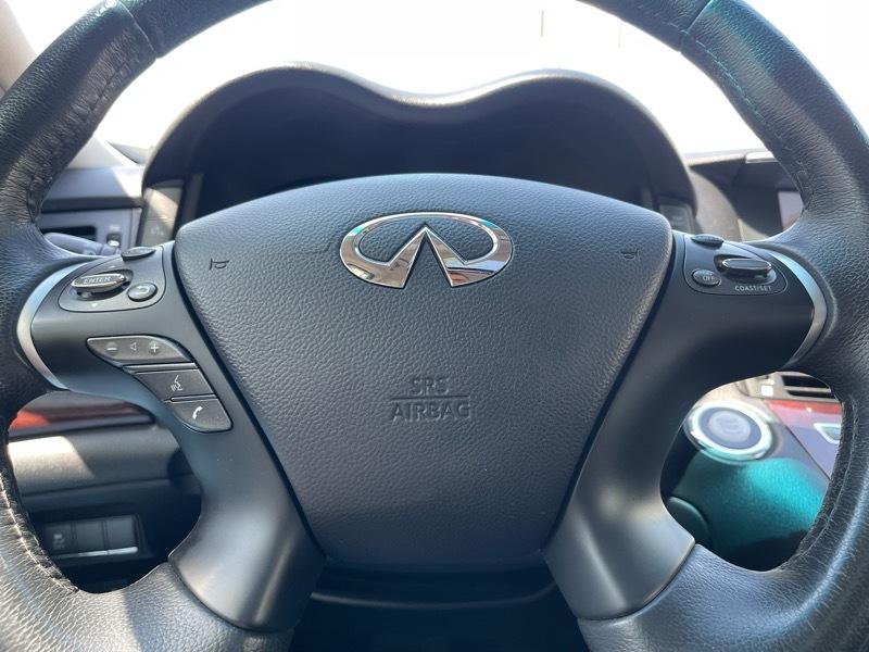 Infiniti Q70 3.7 2017