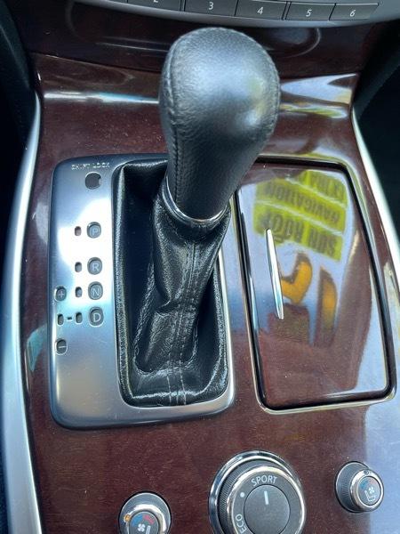 Infiniti Q70 3.7 2017