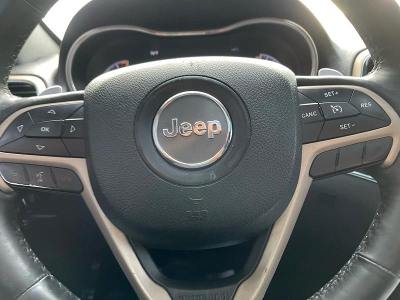 Jeep Grand Cherokee Limited 2WD 2015
