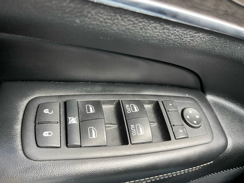 Jeep Grand Cherokee Limited 2WD 2015