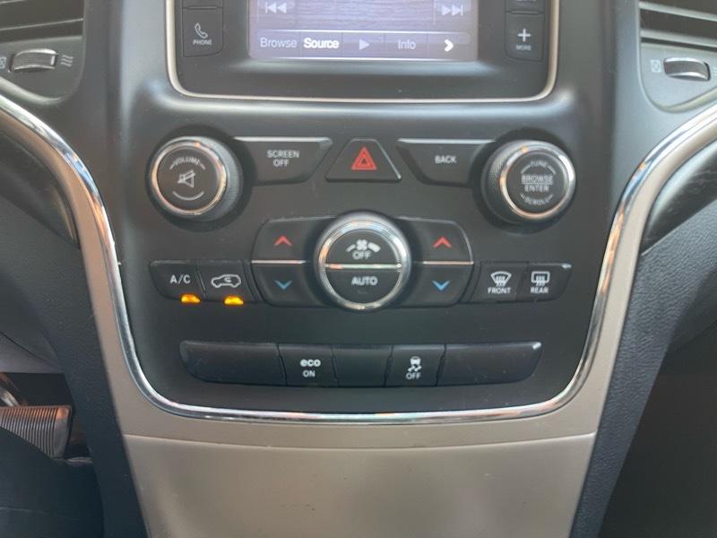 Jeep Grand Cherokee Laredo 4WD 2014