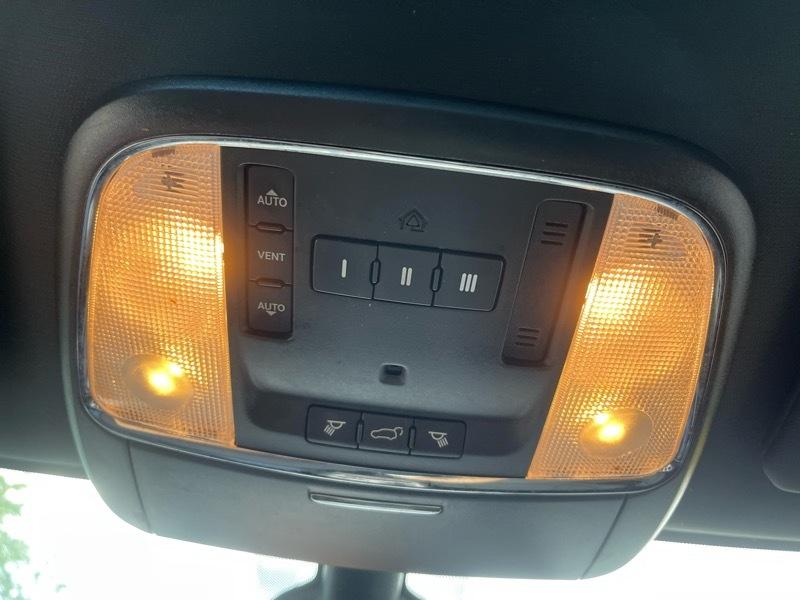 Jeep Grand Cherokee Laredo 4WD 2014