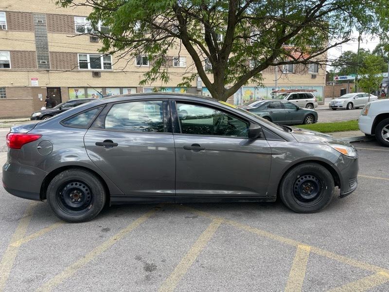 Ford Focus S Sedan 2018