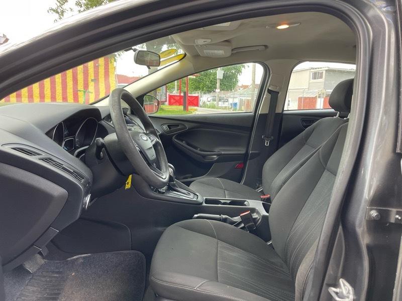 Ford Focus S Sedan 2018