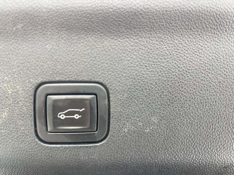 GMC Yukon SLT 4WD 2021