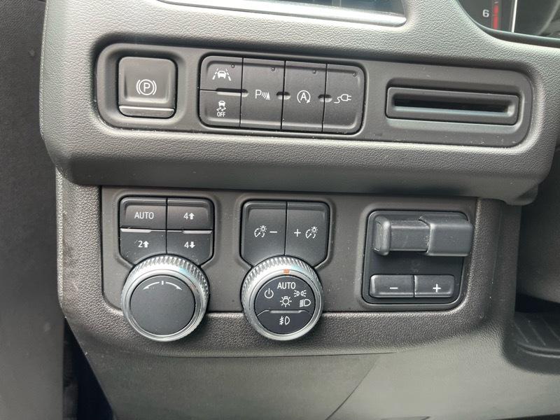 GMC Yukon SLT 4WD 2021