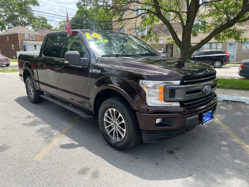 Ford F-150 4WD Reg Cab 145" XLT 2019