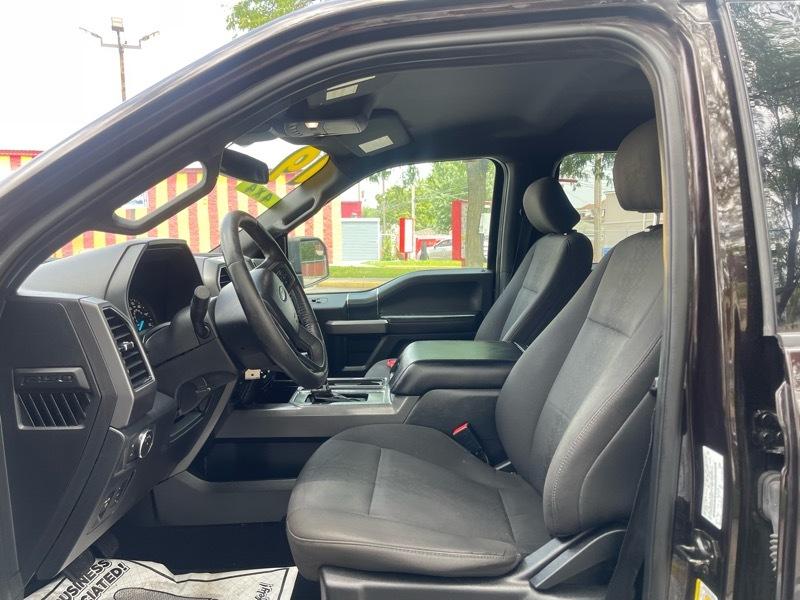 Ford F-150 4WD Reg Cab 145" XLT 2019