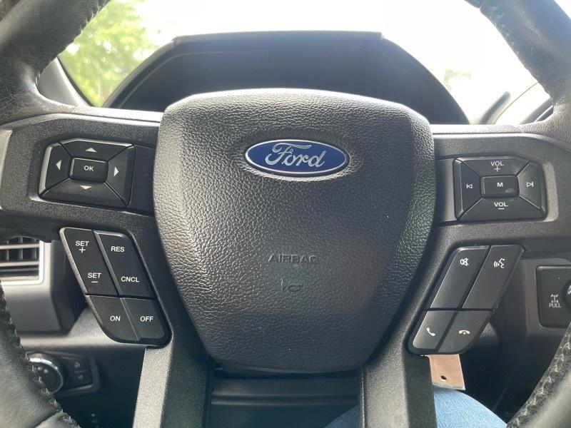 Ford F-150 4WD Reg Cab 145" XLT 2019
