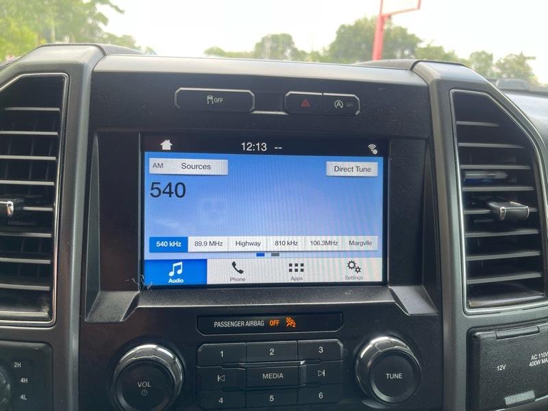 Ford F-150 4WD Reg Cab 145" XLT 2019