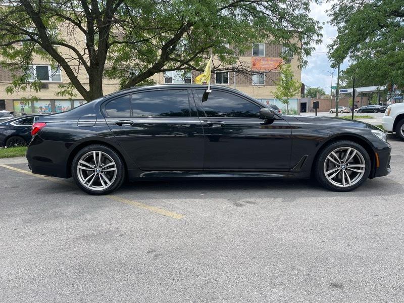 BMW 7-Series 750i xDrive 2016
