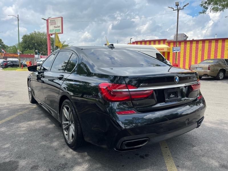 BMW 7-Series 750i xDrive 2016