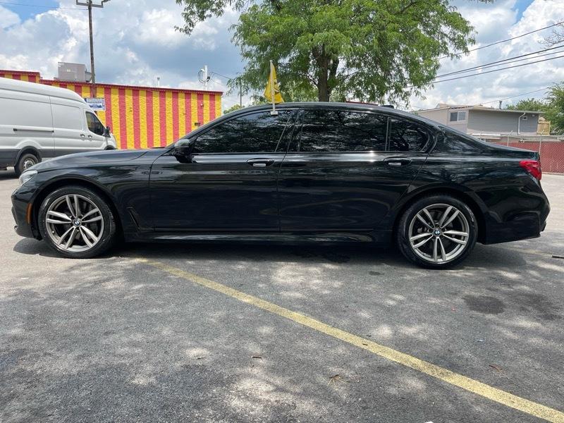 BMW 7-Series 750i xDrive 2016