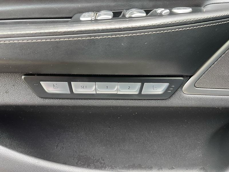 BMW 7-Series 750i xDrive 2016