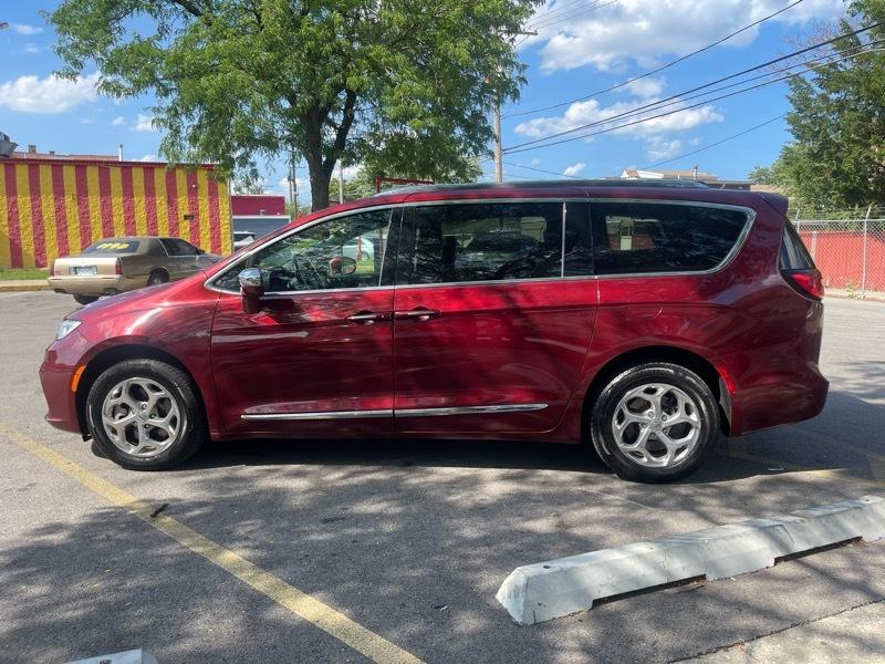 Chrysler Pacifica Limited AWD 2021