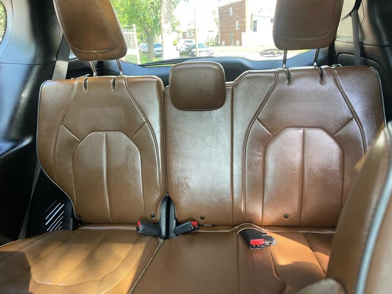 Chrysler Pacifica Limited AWD 2021