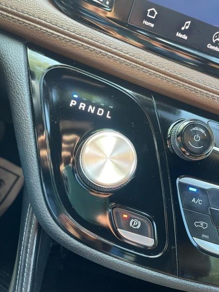 Chrysler Pacifica Limited AWD 2021