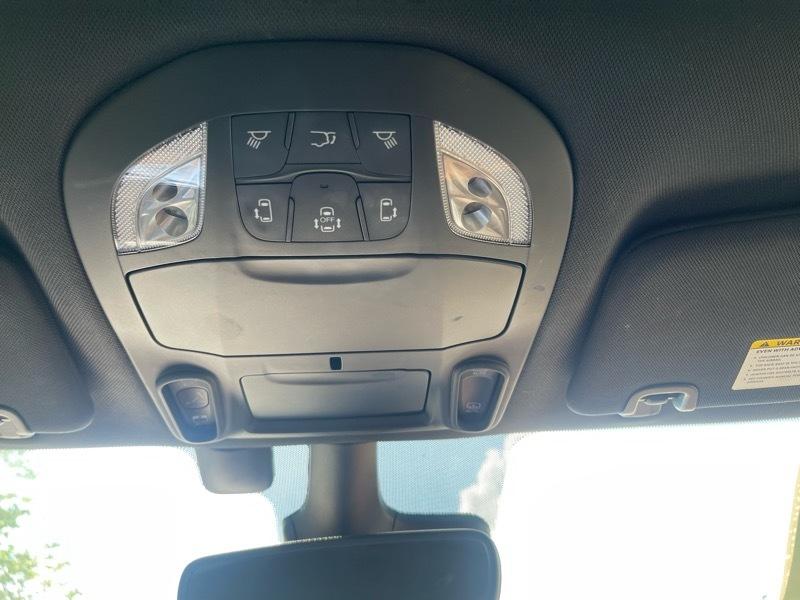 Chrysler Pacifica Limited AWD 2021