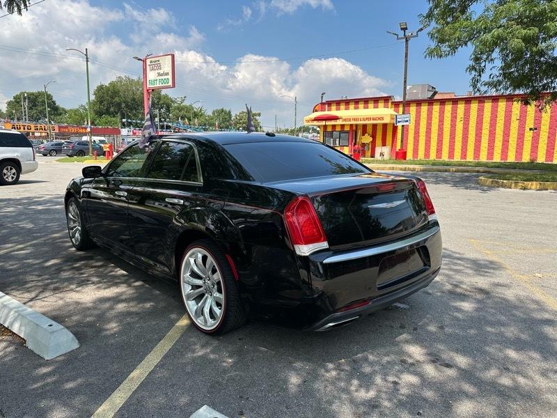 Chrysler 300 C Platinum RWD 2015