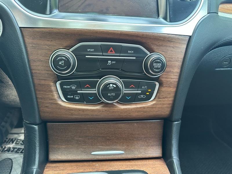 Chrysler 300 C Platinum RWD 2015