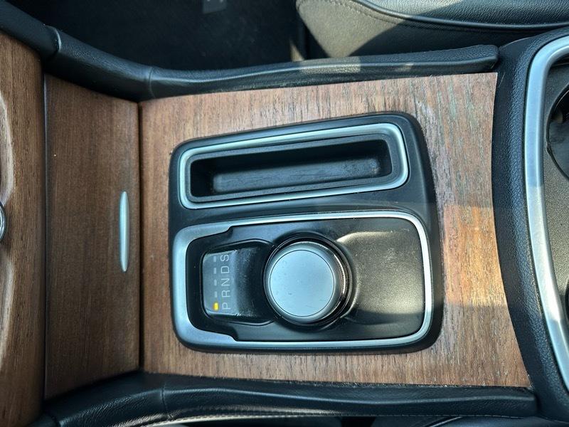 Chrysler 300 C Platinum RWD 2015
