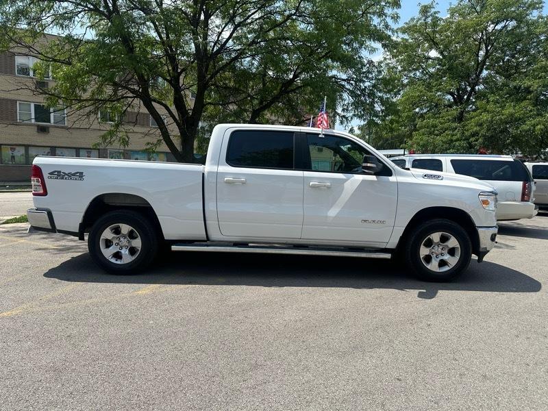 RAM 1500 Big Horn Crew Cab LWB 4WD 2022