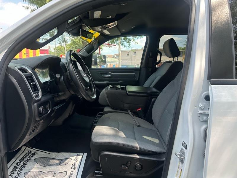 RAM 1500 Big Horn Crew Cab LWB 4WD 2022