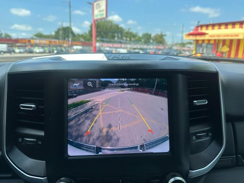 RAM 1500 Big Horn Crew Cab LWB 4WD 2022