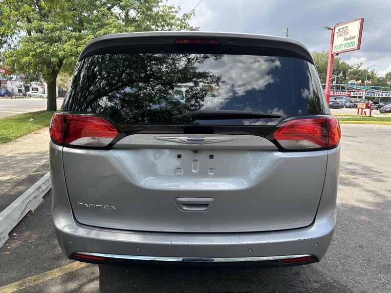 Chrysler Pacifica Touring-L 2020