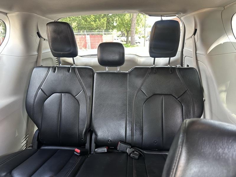 Chrysler Pacifica Touring-L 2020