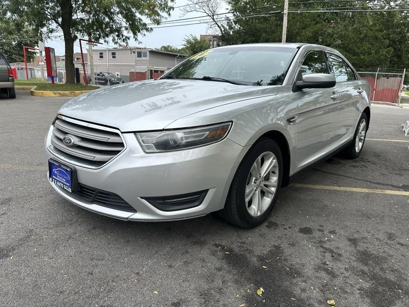 Ford Taurus SEL FWD 2015
