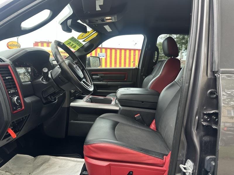 RAM 1500 4WD Crew Cab 140.5" Rebel 2016