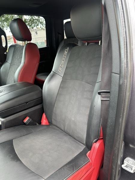 RAM 1500 4WD Crew Cab 140.5" Rebel 2016