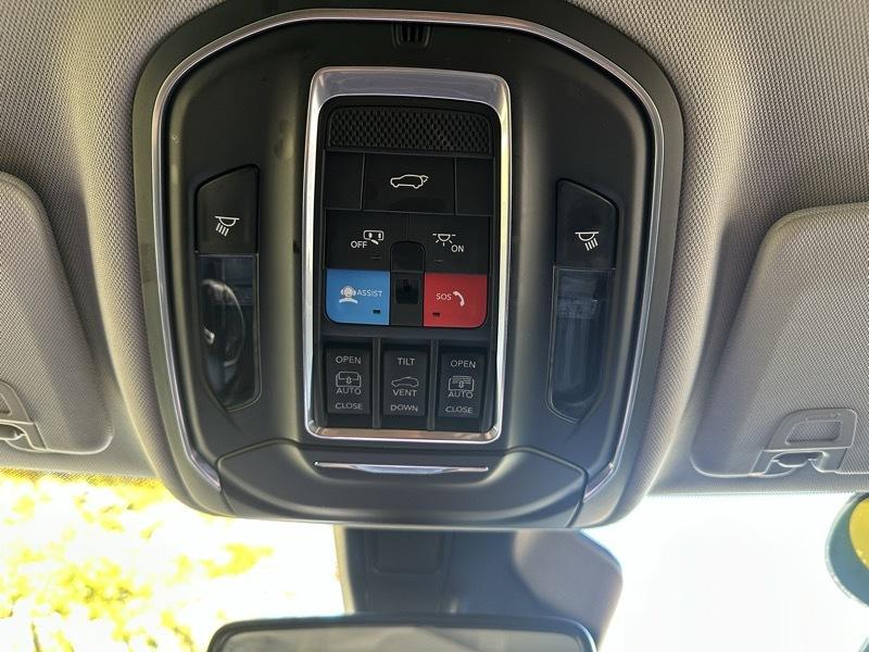 Jeep Grand Cherokee L Limited 4WD 2022