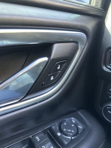 Chevrolet Tahoe photo 25