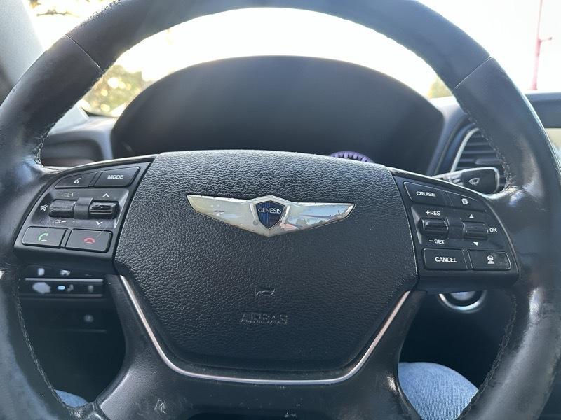 Hyundai Genesis 3.8L 2015