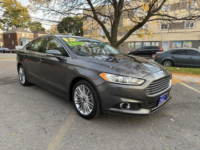Ford Fusion SE 2015