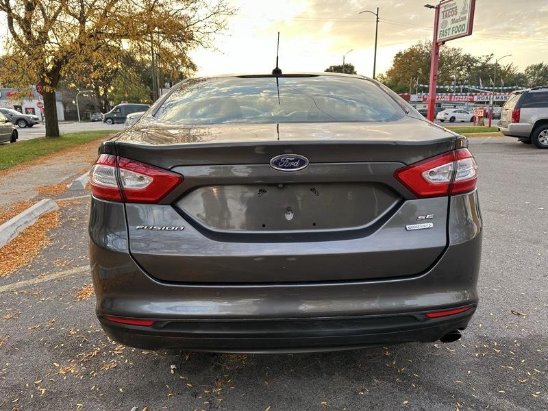 Ford Fusion SE 2015