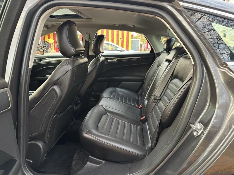 Ford Fusion SE 2015
