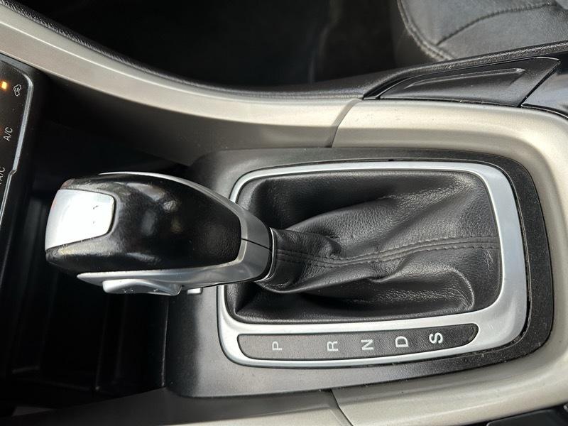 Ford Fusion SE 2015