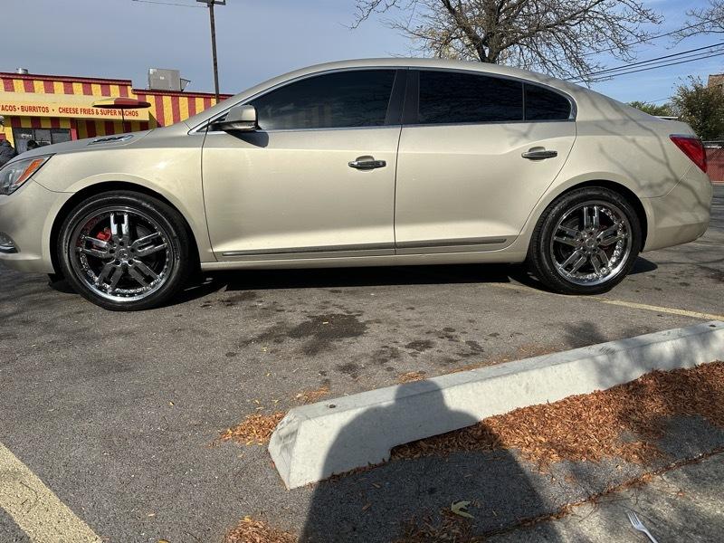 Buick LaCrosse Premium Package 1, w/Leather 2015