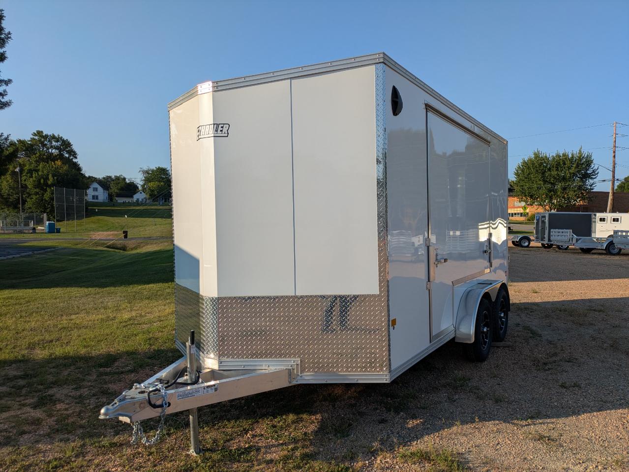 E-Z Hauler Cargo  2025
